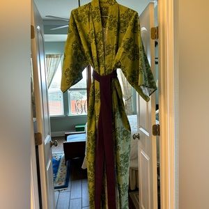 AUTHENTIC Japanese kimono